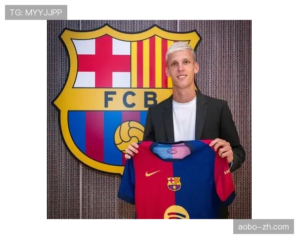 巴萨边后卫内收战术创造人数优势 奥尔莫伪九号角色扰乱防线